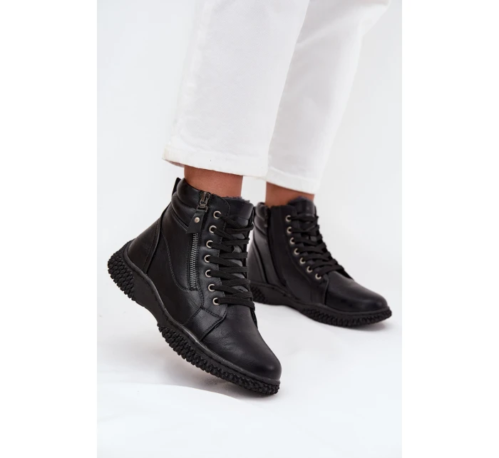 Dámske čižmy Ulverina - čierne, zateplené kožušinou, vyrobené z ekokože Dámske čižmy Ulverina - čierne, zateplené kožušinou, vyrobené z ekokože