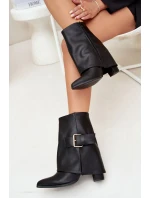Zateplené topánky na podpätku s ohnutým zvrškom a zlatou sponou, čierne, Ylenara Zateplené topánky na podpätku s ohnutým zvrškom a zlatou sponou, čierne, Ylenara