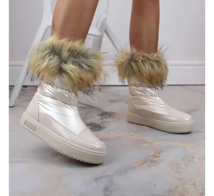 Dámske snežnice INT1924B s umelou kožušinou MM274380 Light beige - Big Star Dámske snežnice INT1924B s umelou kožušinou MM274380 Light beige - Big Star