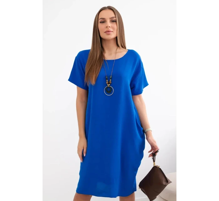 Šaty s kapsami a přívěskem chrpově modrá