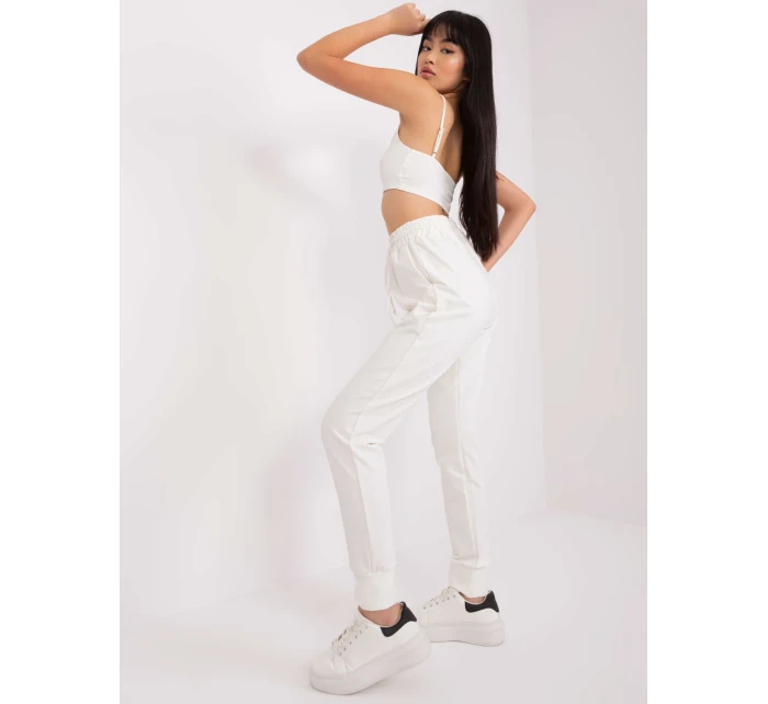 Spodnie LK SP  ecru model 18650721 - FPrice