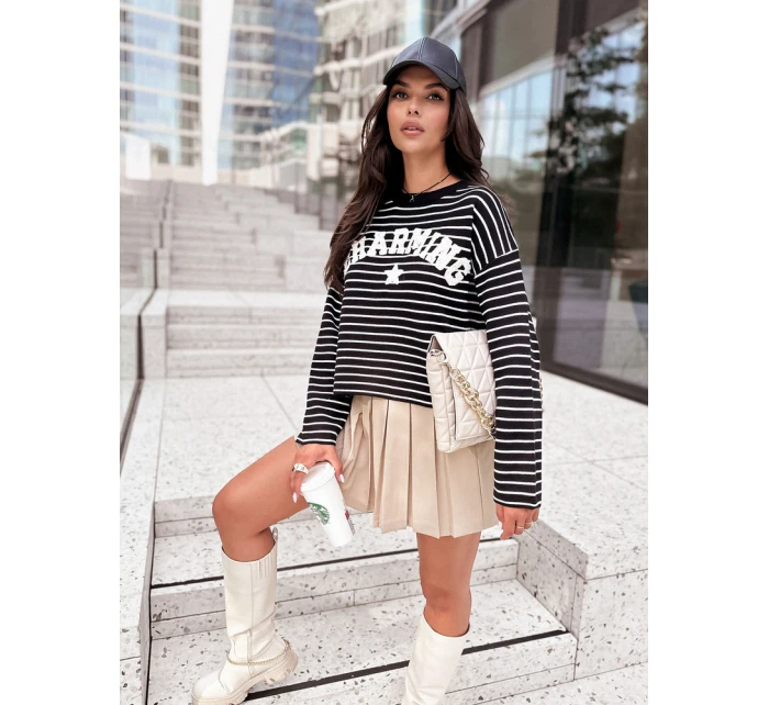 AURORA dámsky pruhovaný sveter čierny FashionStreet MY2074