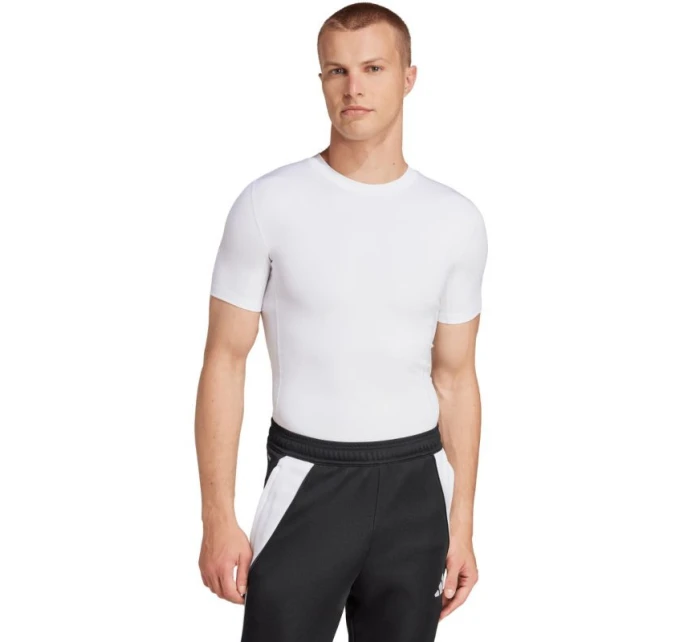Pánske tričko adidas Techfit s krátkym rukávom biele JP4675 pánske