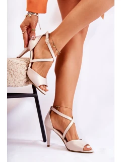 Modne Sandały Na Szpilce Perłowy Beż Loressa