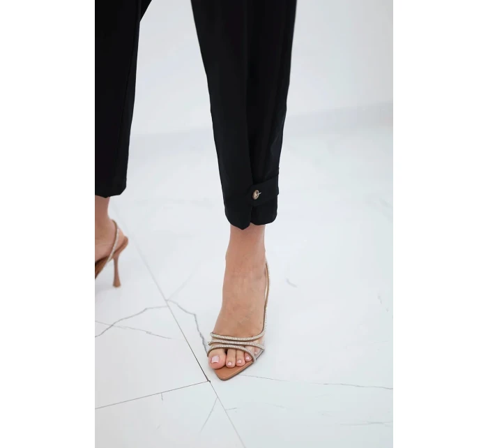 Letné nohavice Punto so zapínaním na nohaviciach čierne