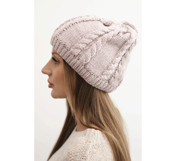 Dámska zimná vlnená čiapka s pleteným vzorom K452 fialová