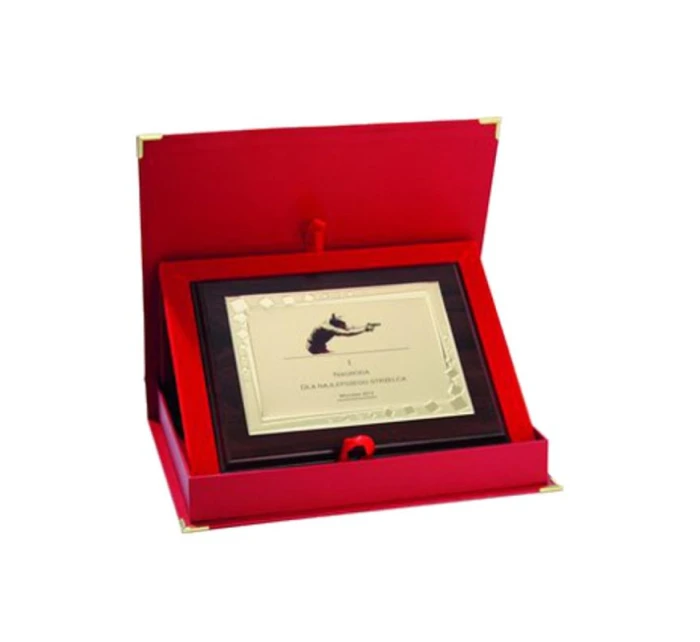 Plastový diplom s vygravírovaným kovovým štítkom + puzdro