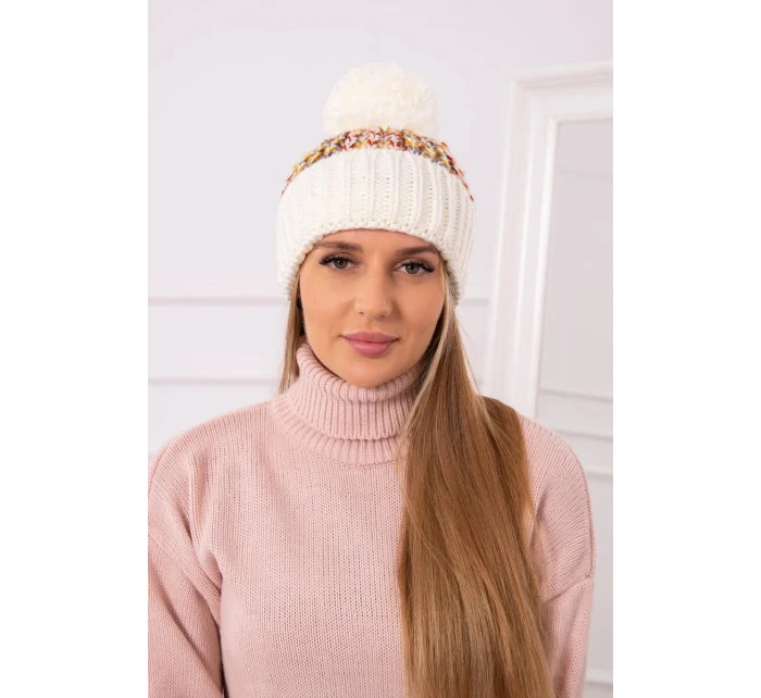 Dámská čepice s bambulí Ellen model 18751767 ecru - K-Fashion Dámská čepice s bambulí Ellen model 18751767 ecru - K-Fashion