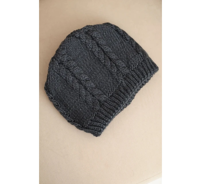 Dámska zimná vlnená čiapka s pleteným vzorom K452 graphite