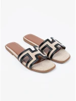 Praktické nazouváky dámské černé na plochém podpatku Praktické nazouváky dámské černé na plochém podpatku