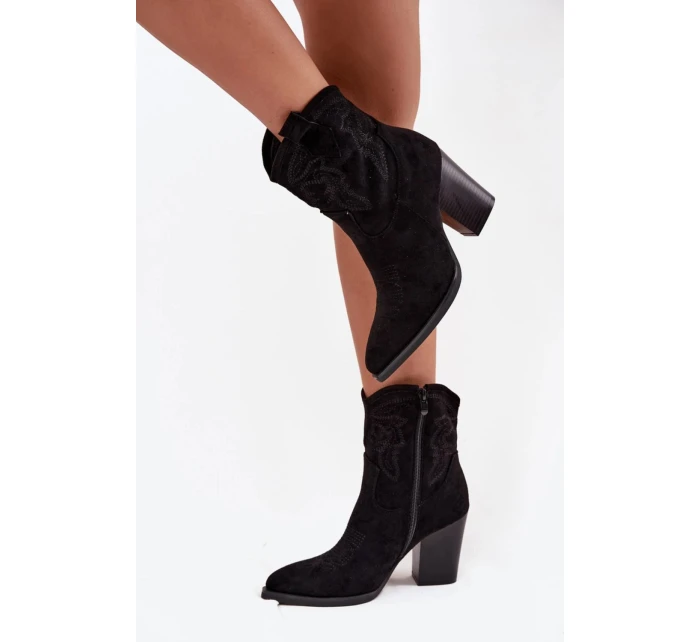 Topánky na podpätku model 220510 Step in style