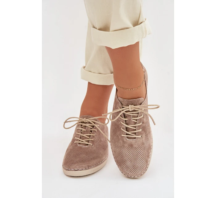 Poltopánky model 225622 Krok vo veľkom štýle