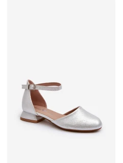 Dziecięce Błyszczące Sandałki Na Niskim Obcasie Srebrne Nelly