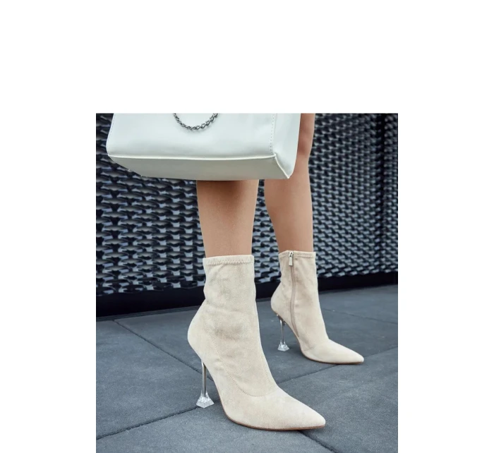 Topánky na podpätku model 205092 Solea