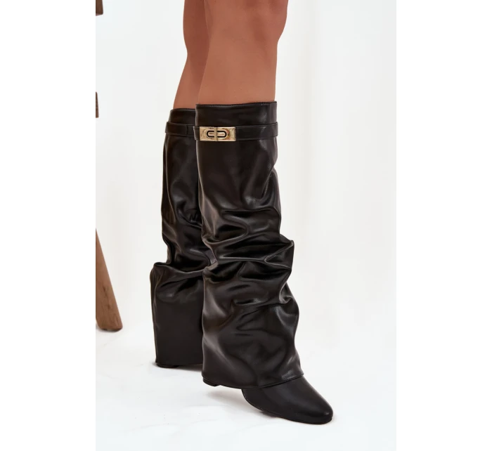 Topánky na podpätku model 220723 Krok vo veľkom štýle