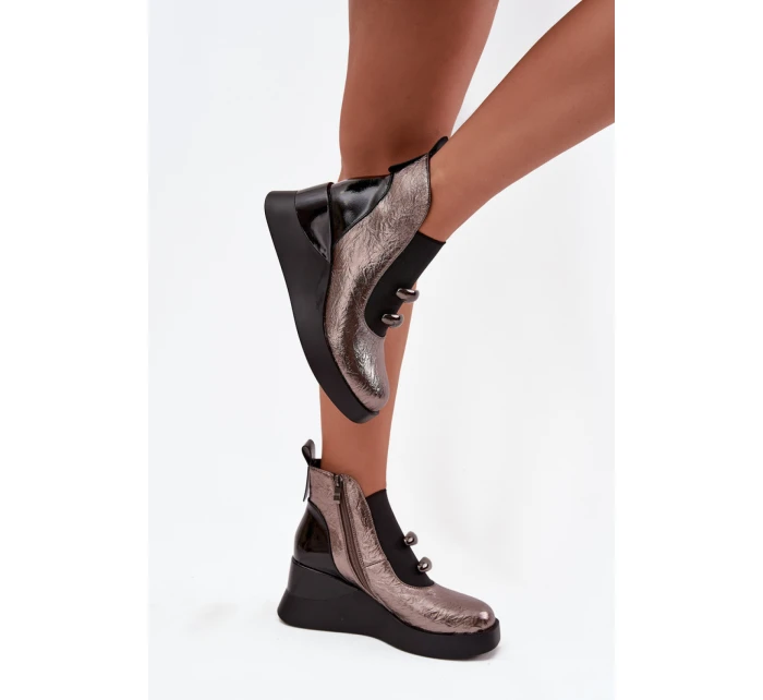 Topánky na klinovom podpätku model 220506 Step in style Topánky na klinovom podpätku model 220506 Step in style