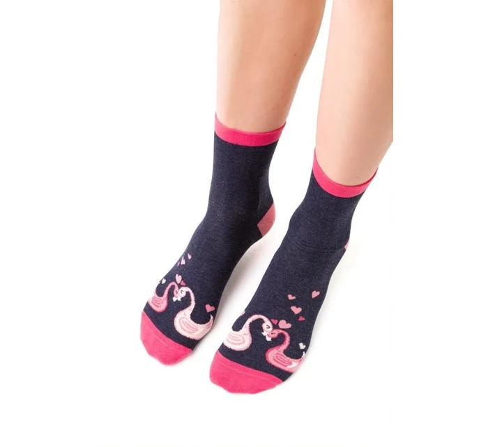 Dámské ponožky model 14559108 Srdce - Steven Dámské ponožky model 14559108 Srdce - Steven