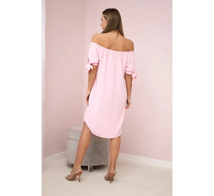 Šaty svázané na rukávech světle pudrově růžová Šaty svázané na rukávech světle pudrově růžová