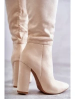 Klasické semišové boty na podpatku Béžová model 21595215 - Boto