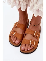 Dámské pantofle s přezkami Camel model 22275142 - Boto
