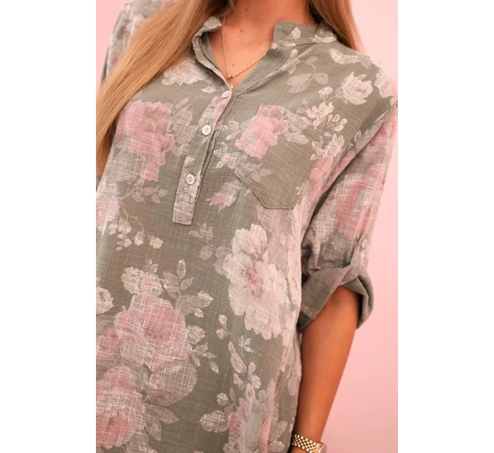 Dámske bavlnené tričko s kvetinovým vzorom a vyhrnutými rukávmi khaki