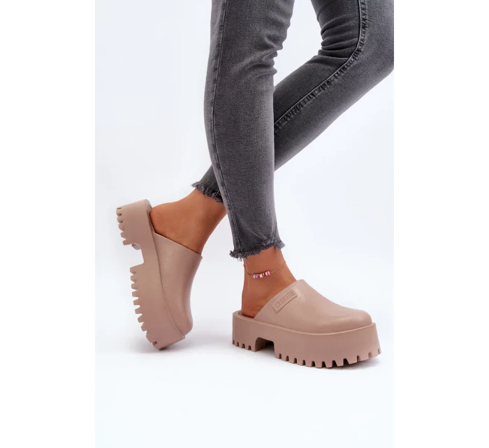 Dámske papuče na platforme Big Star - béžové Dámske papuče na platforme Big Star - béžové