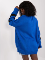 Kobaltovo modrý dlhý oversize sveter s nápisom