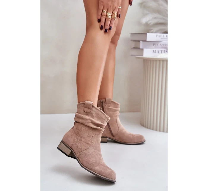 Béžová zateplená členková obuv Elletinnia s nízkym podpätkom a remienkami Béžová zateplená členková obuv Elletinnia s nízkym podpätkom a remienkami