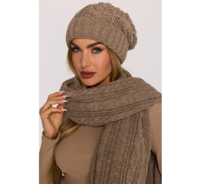 M897 Pletená káblová čiapka - béžová