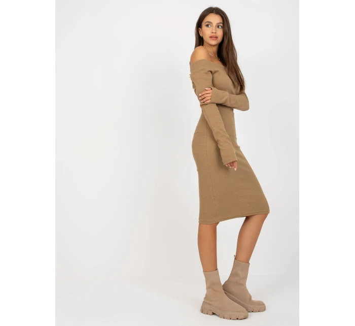 EM SK 674 šaty.26P tmavá lila EM SK 674 šaty.26P tmavá lila