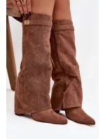 Kozačky Eko semišové podpatek sloupek na zip vyhřívané vytočená lýtka tmavě béžové Evyra Kozačky Eko semišové podpatek sloupek na zip vyhřívané vytočená lýtka tmavě béžové Evyra