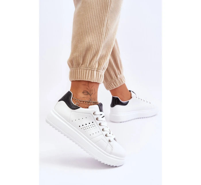 Dámská sportovní obuv bílá a černá Be model 21620265 - Boto