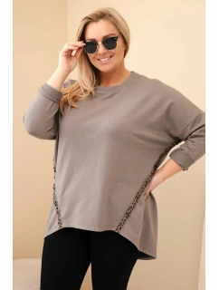 Dámská blůza Plus Size bavlněná s model 21837240 rukávem a lampasem v leopardím vzoru fango - K-Fashion