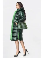 Dámska dlhá zimná bunda s kontrastnou podšívkou zelená (j9-063)