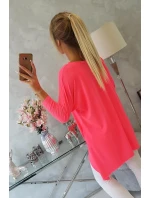 Oversize halenka s potiskem model 18745782 rtů růžová neonová - K-Fashion Oversize halenka s potiskem model 18745782 rtů růžová neonová - K-Fashion