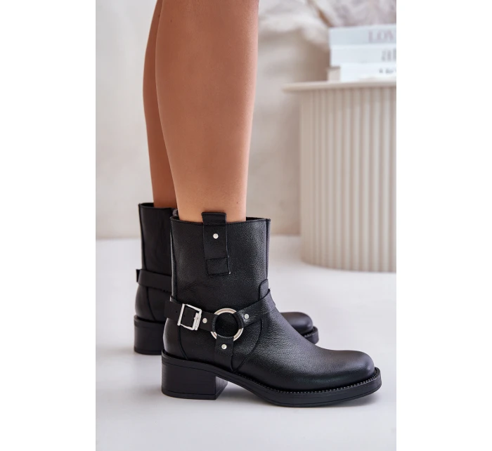 model 21673721 Kožené Boty Na Nízkém Podpatku Zateplené Černé - Zazoo model 21673721 Kožené Boty Na Nízkém Podpatku Zateplené Černé - Zazoo