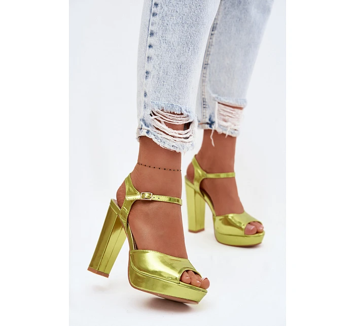 Dámské sandály na vysokém podpatku zelené model 22103033 - Boto