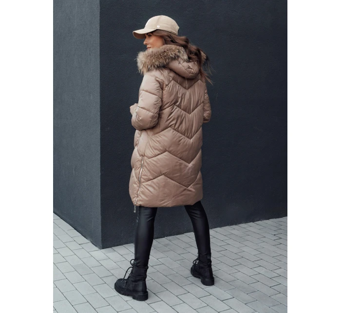 Dámská prošívaná zimní bunda z umělé kožešiny s kapucí camel Dstreet model 21979752 - FashionStreet