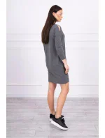 Šaty s potlačou Honey girl v grafitovej farbe Šaty s potlačou Honey girl v grafitovej farbe