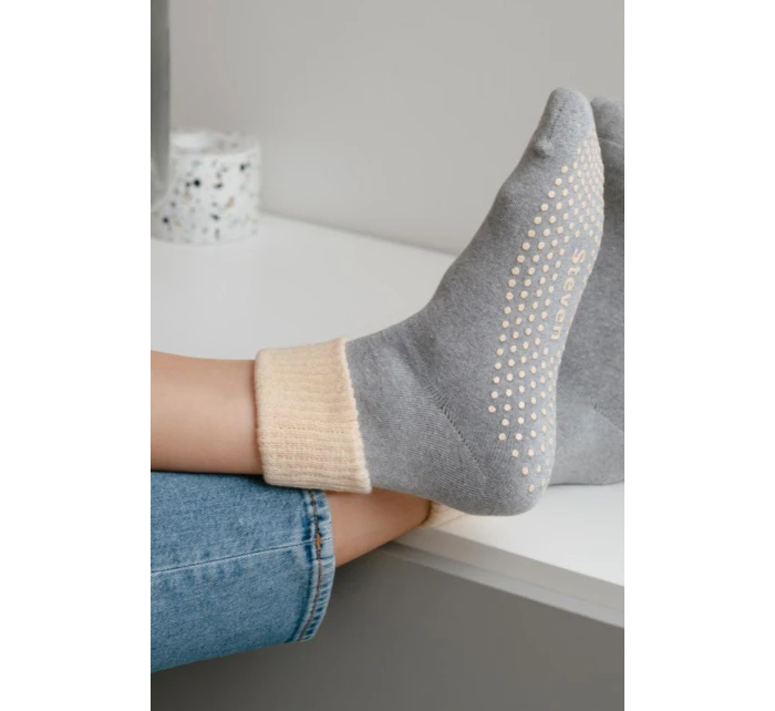 Dámske ponožky s protišmykovou úpravou ABS 126 Dámske ponožky s protišmykovou úpravou ABS 126