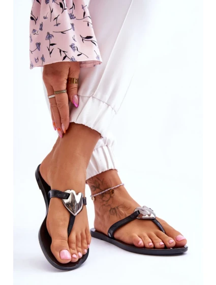 Žabky model 178356 Krok vo veľkom štýle Žabky model 178356 Krok vo veľkom štýle