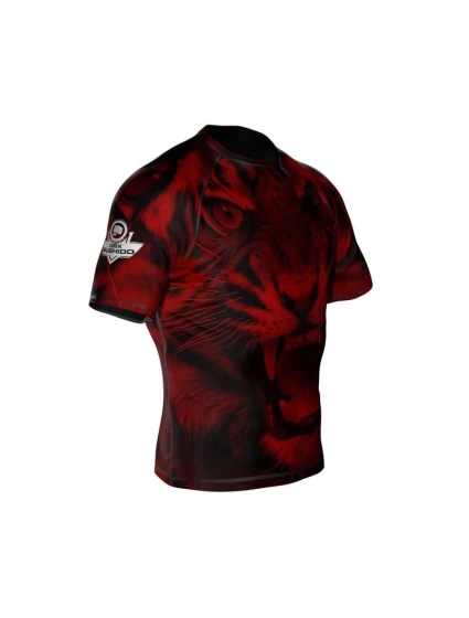 Kompresné tričko "Leone" Rashguard je vyrobené z materiálu DBX MORE DRY M Kompresné tričko "Leone" Rashguard je vyrobené z materiálu DBX MORE DRY M