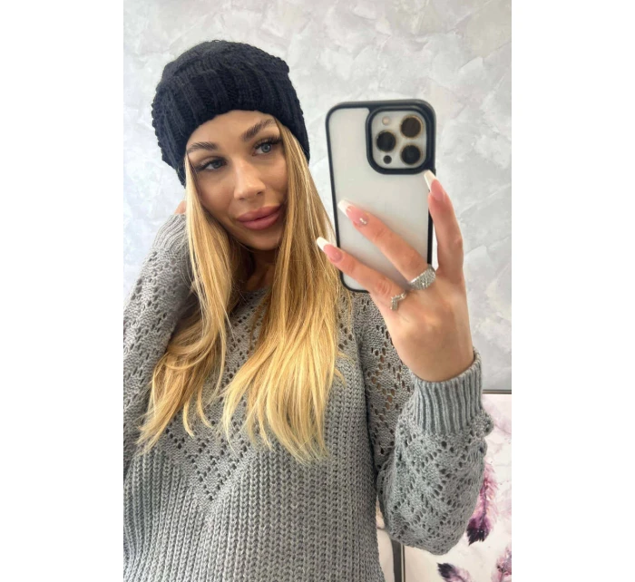 Fleecová čiapka Justyna K253 čierna