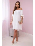 Šaty viazané na rukávy biele Šaty viazané na rukávy biele