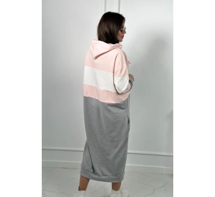 Trikolórne šaty s kapucňou púdrovo ružová + ecru + šedá Trikolórne šaty s kapucňou púdrovo ružová + ecru + šedá