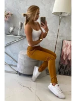 Džínové kalhoty hořčicové barvy Džínové kalhoty hořčicové barvy