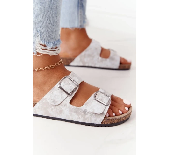 Dámske strieborné papuče Vivio