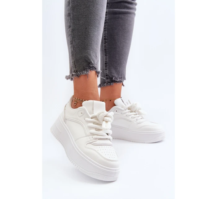 Dámská sportovní obuv na vysoké platformě bílá model 21656489 - Boto Dámská sportovní obuv na vysoké platformě bílá model 21656489 - Boto