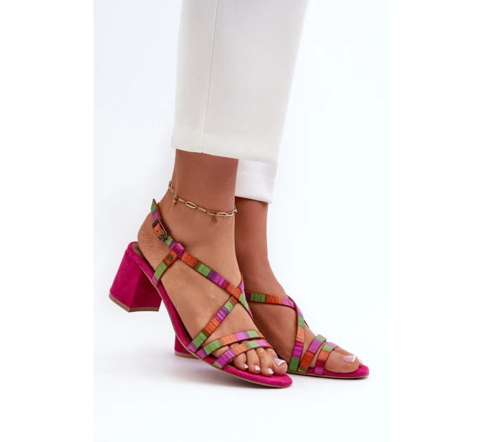 Sametové sandály na nízkém podpatku model 21660062 - Maciejka