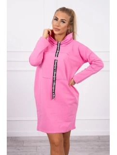 Šaty s kravatou vo svetlo ružovej farbe